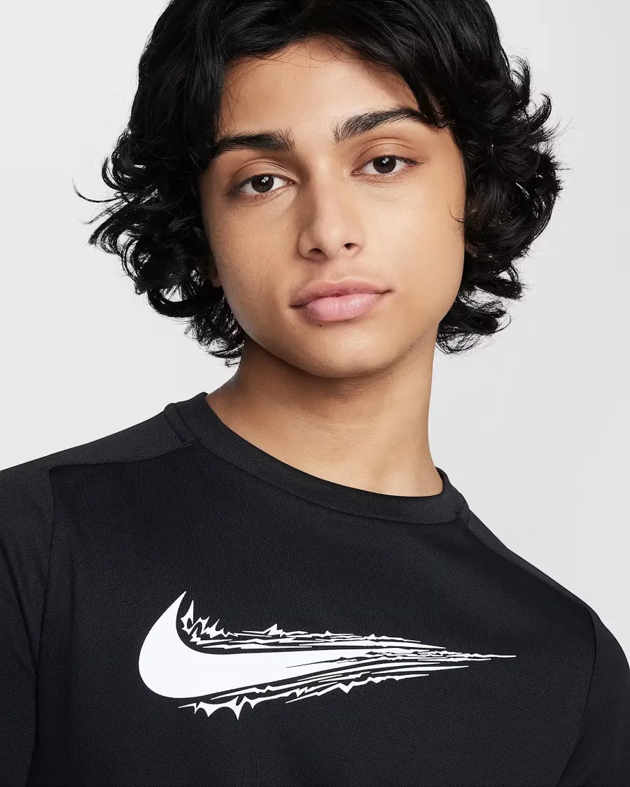 Футболка Nike Dri-FIT Multi HF8100-010