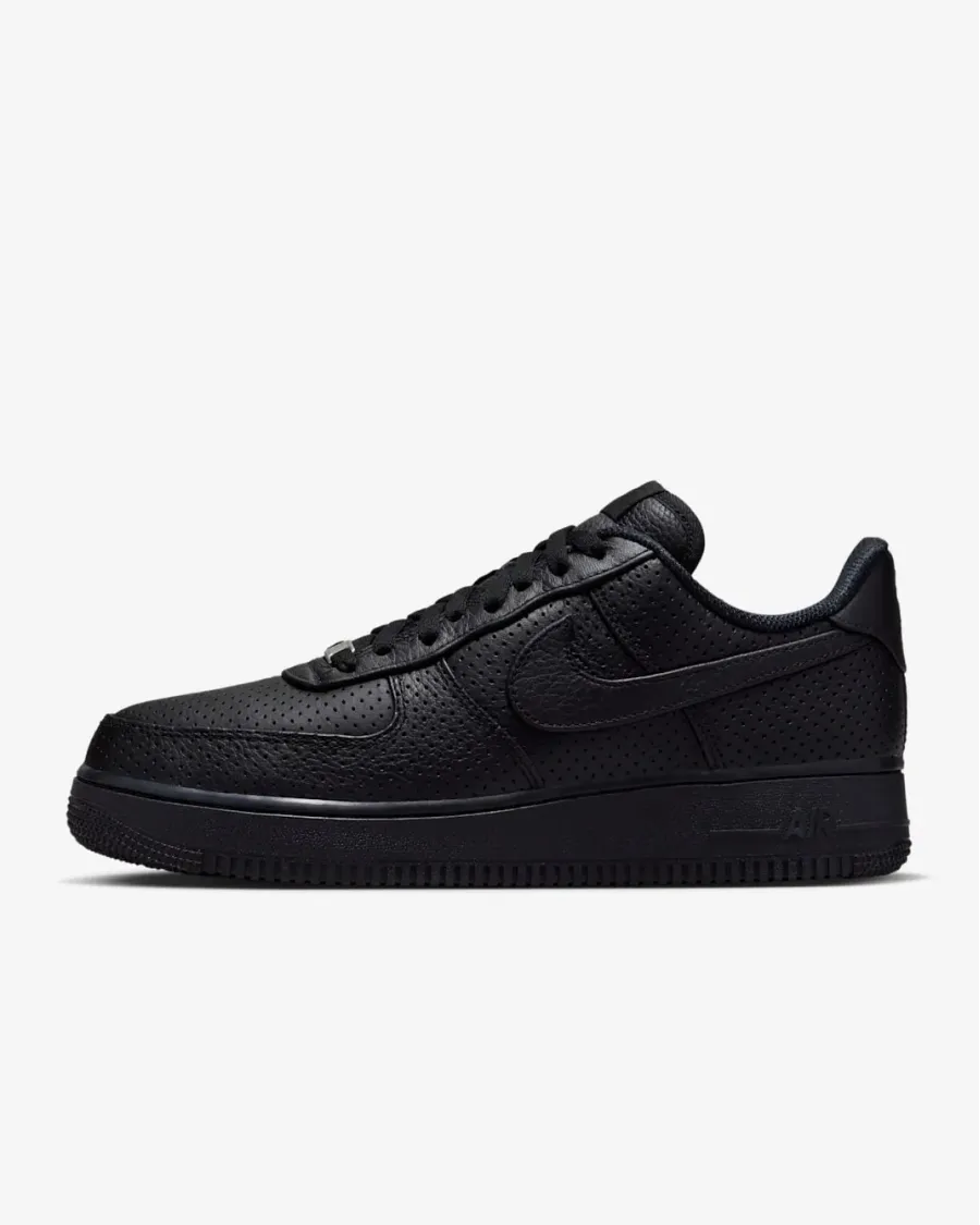 Кросівки Nike Air Force 1 Low SP Perforated HF8189-001