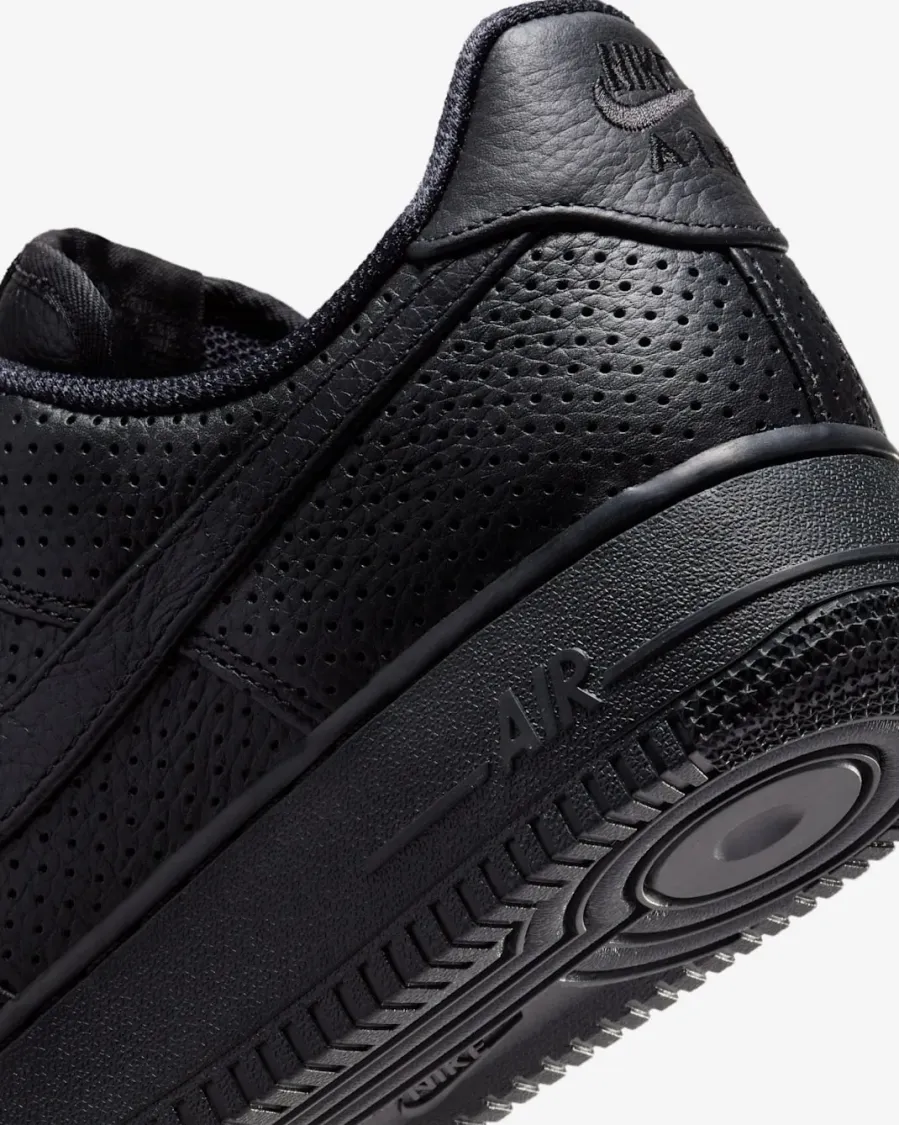 Кросівки Nike Air Force 1 Low SP Perforated HF8189-001