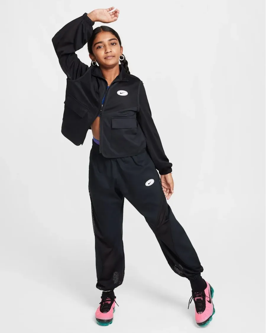 Куртка Nike Sportswear HF8205-010