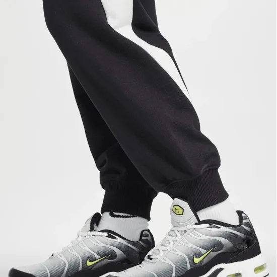 Костюм Nike Air Fleece HF8812-010_HF8811-010