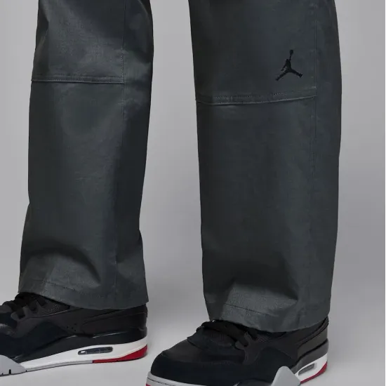 Штани Nike Air Jordan Essentials Woven HF9329-068