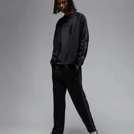Кофта Nike Air Jordan Essentials Track Suit HF9339-010