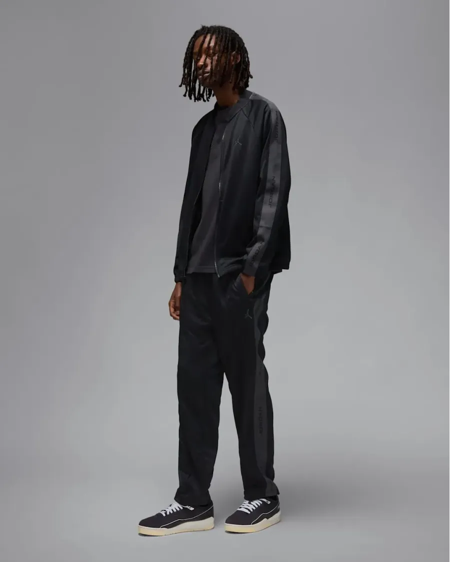 Костюм Nike Air Jordan Essentials Track Suit HF9339-010_HF9341-010