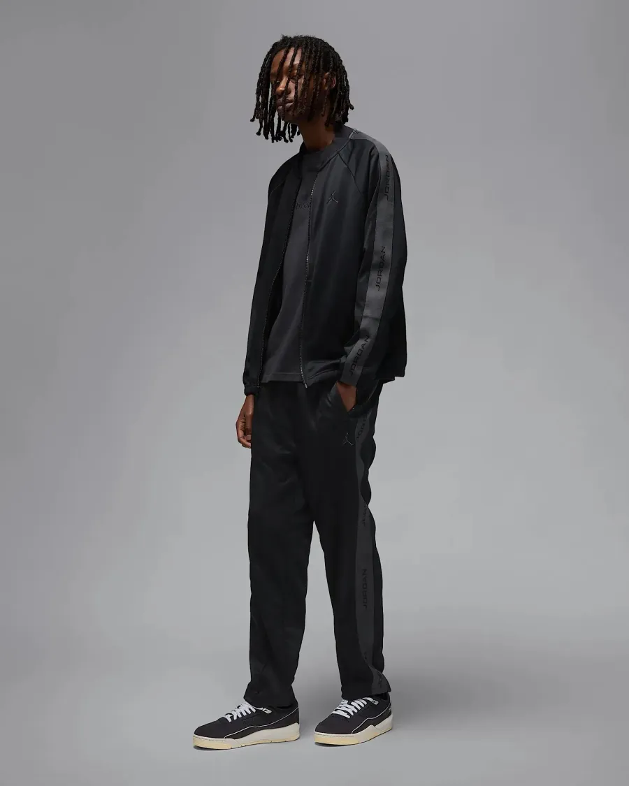 Спортивні штани Nike Air Jordan Brooklyn Track HF9341-010