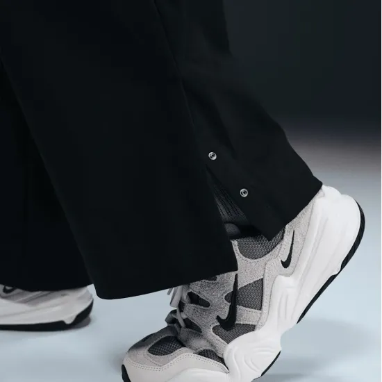 Штани Nike Sportswear Collection Twill Trouser HF9430-010