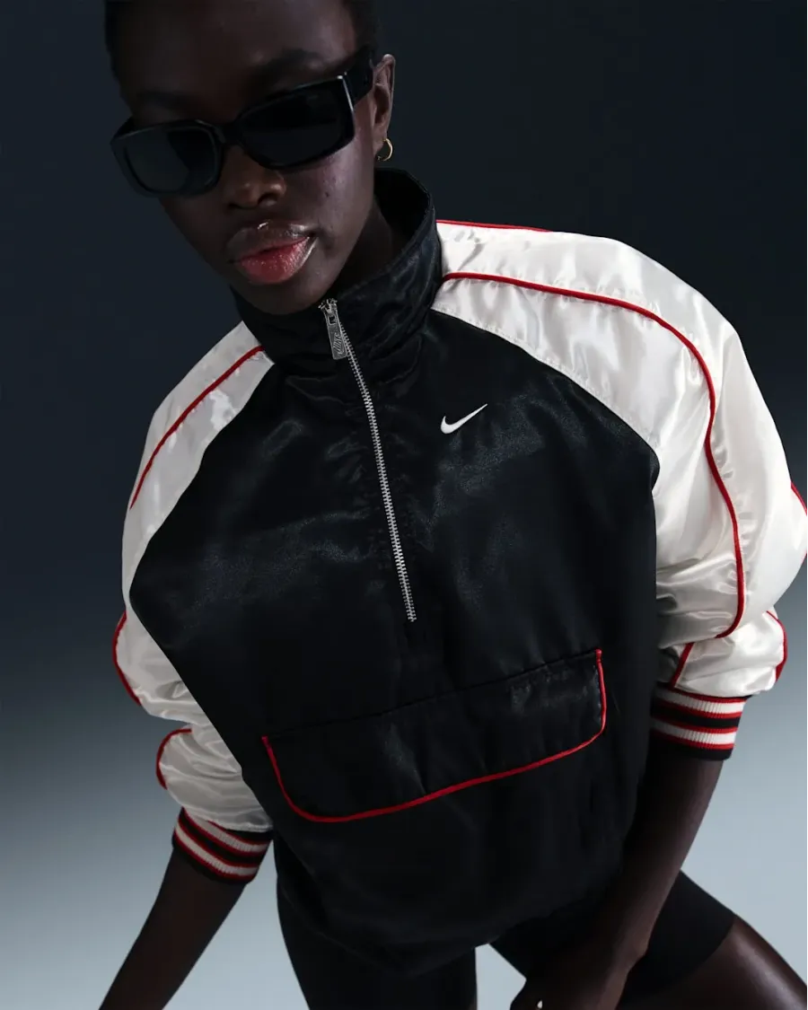 Бомбер Nike Sportswear Oversized HF9435-010