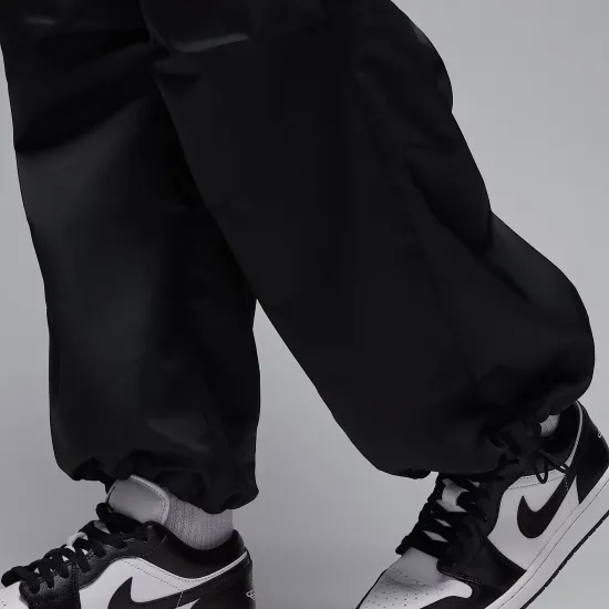 Штани Nike Air Jordan Brooklyn HF9465-010