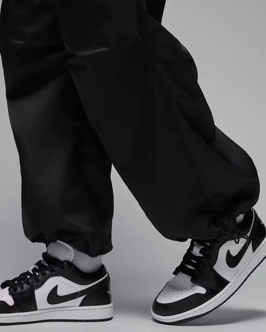 Штани Nike Air Jordan Brooklyn HF9465-010