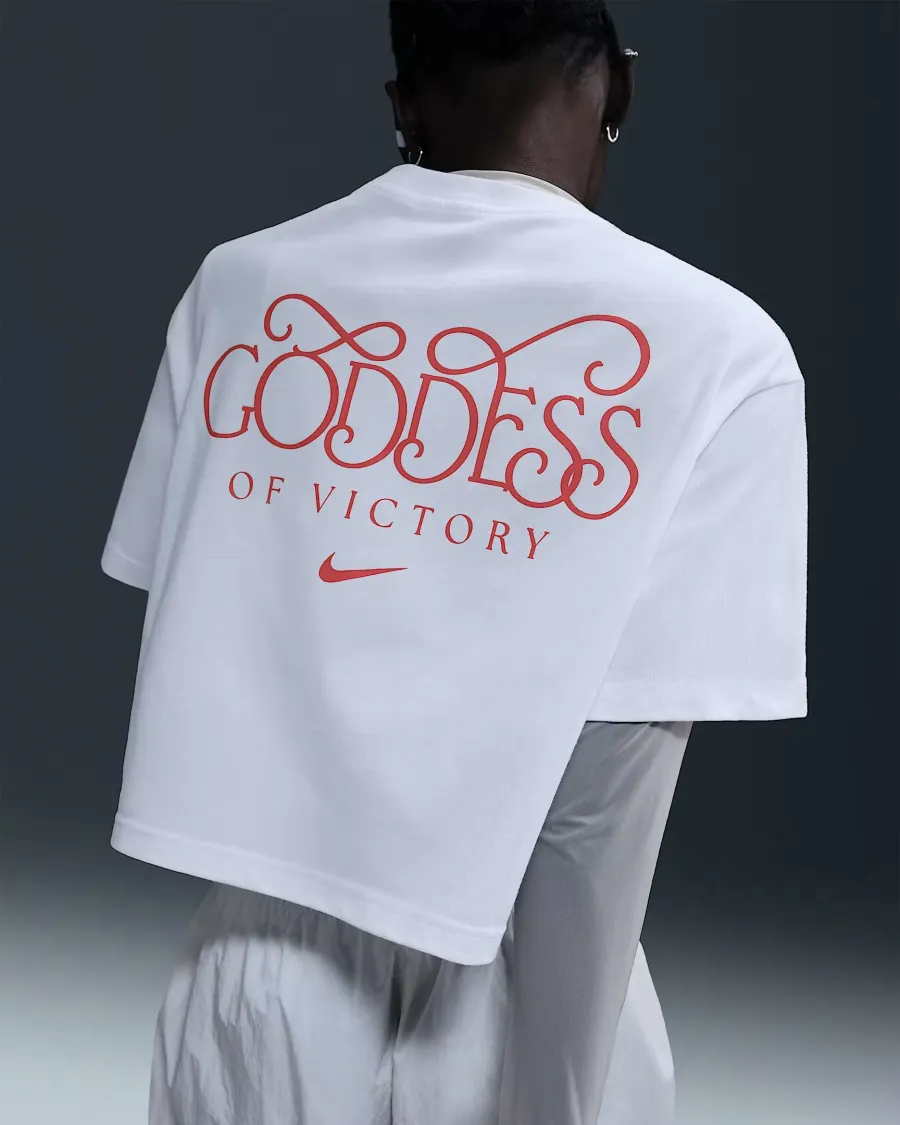 Футболка Nike Sportswear Short-Sleeve Crop Tee IWD HF9500-100