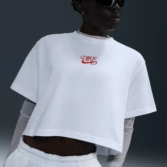 Футболка Nike Sportswear Short-Sleeve Crop Tee IWD HF9500-100