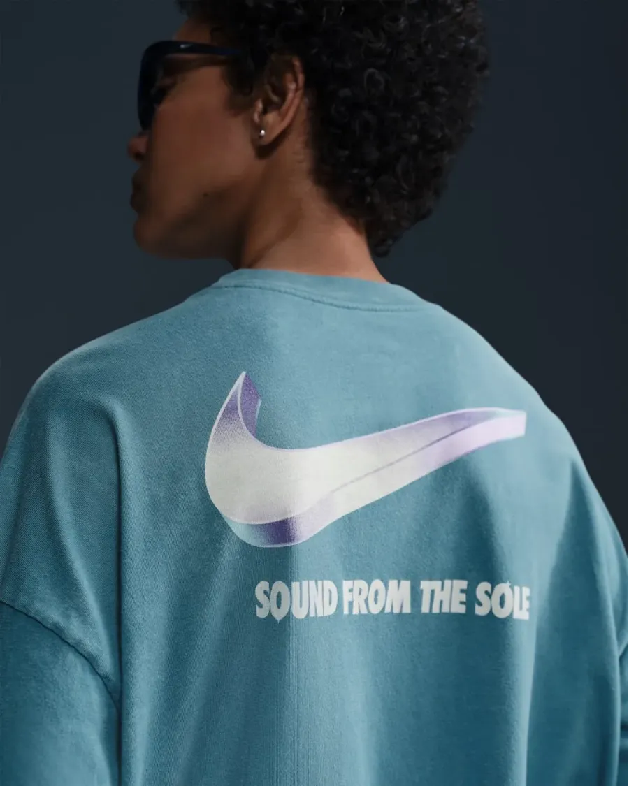 Футболка Nike Sportswear Oversized HF9691-006