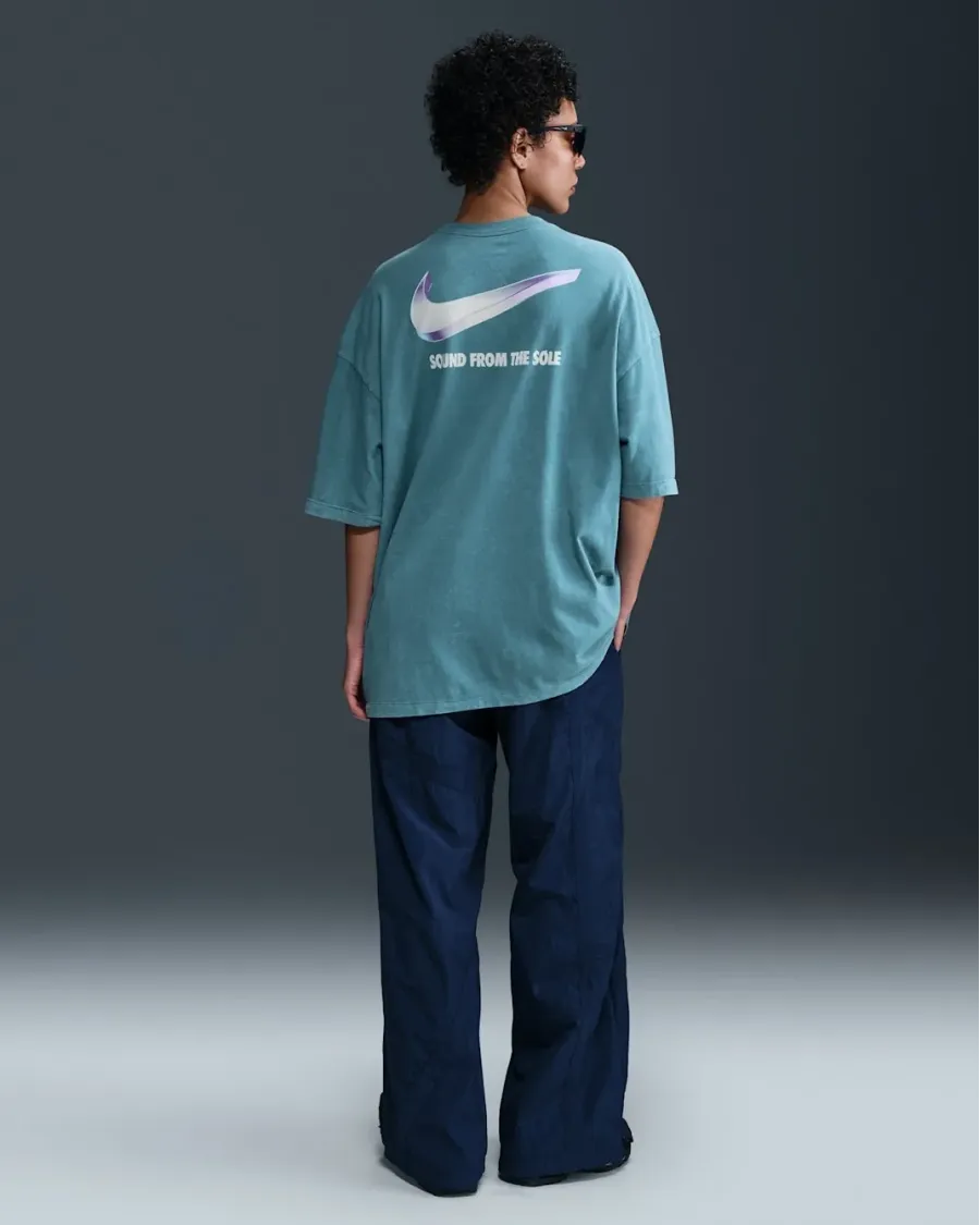 Футболка Nike Sportswear Oversized HF9691-006