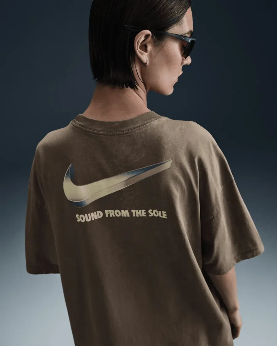 Футболка Nike Sportswear Oversized HF9691-214
