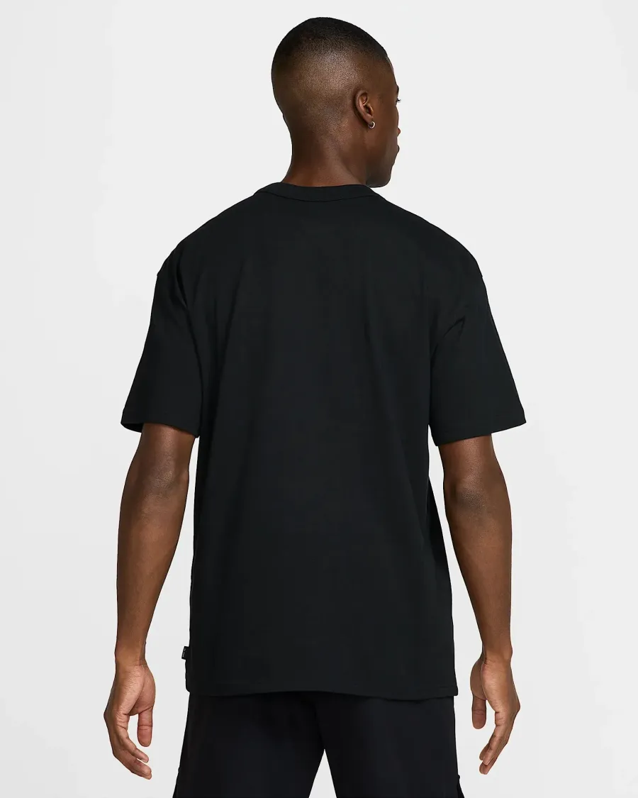 Футболка Nike Sportswear Tee M90 Sneaker Patch HJ0574-010