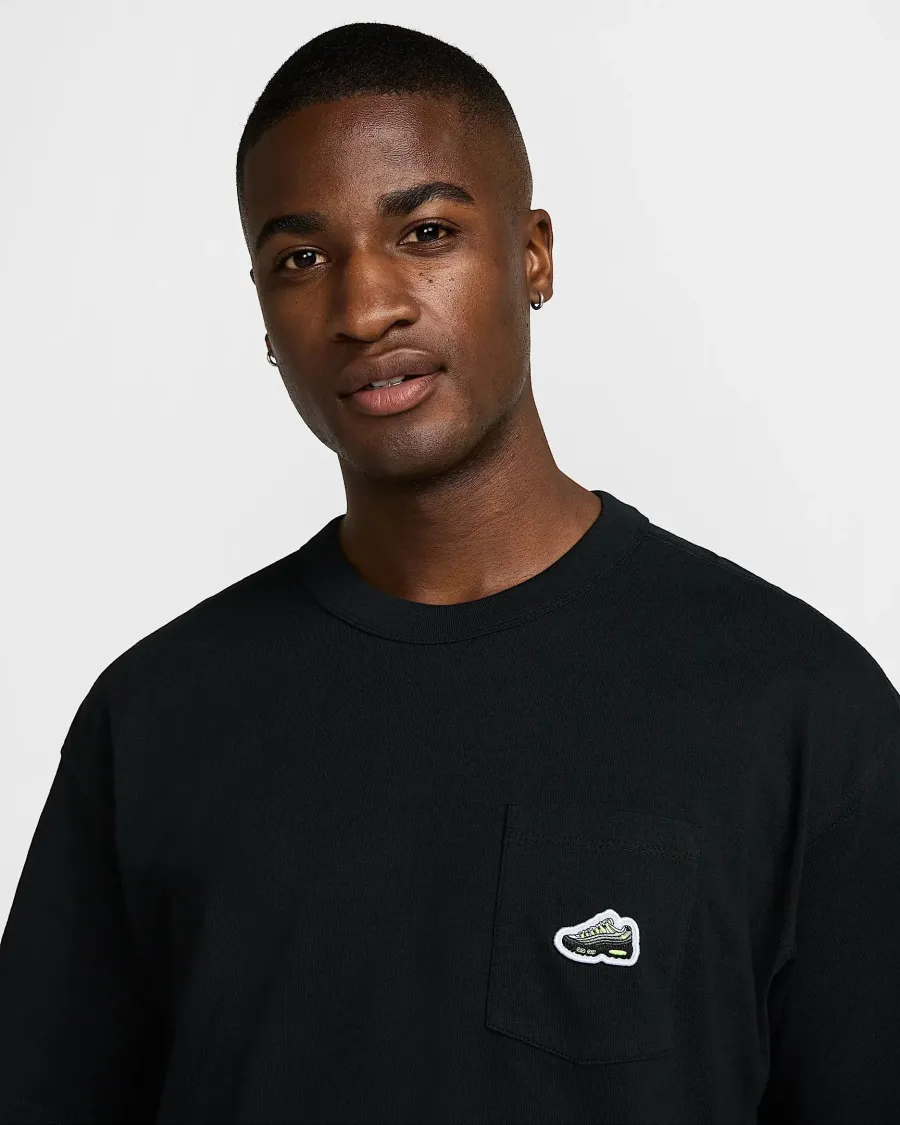 Футболка Nike Sportswear Tee M90 Sneaker Patch HJ0574-010