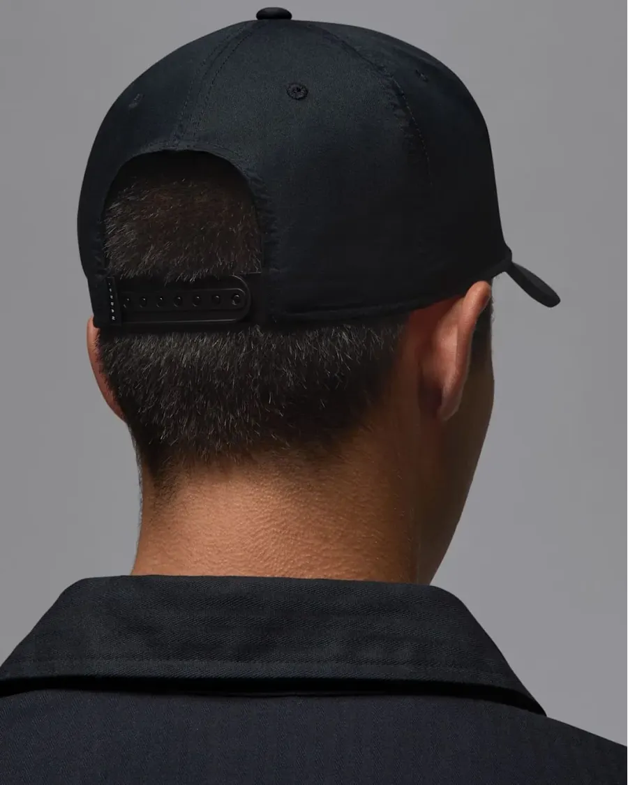 Кепка Nike Air Jordan Rise Structured Curved-Bill Hat HJ0627-010