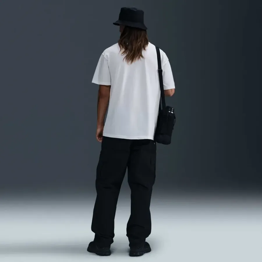 Футболка Nike Sportswear Tee FW Connect HJ0746-100