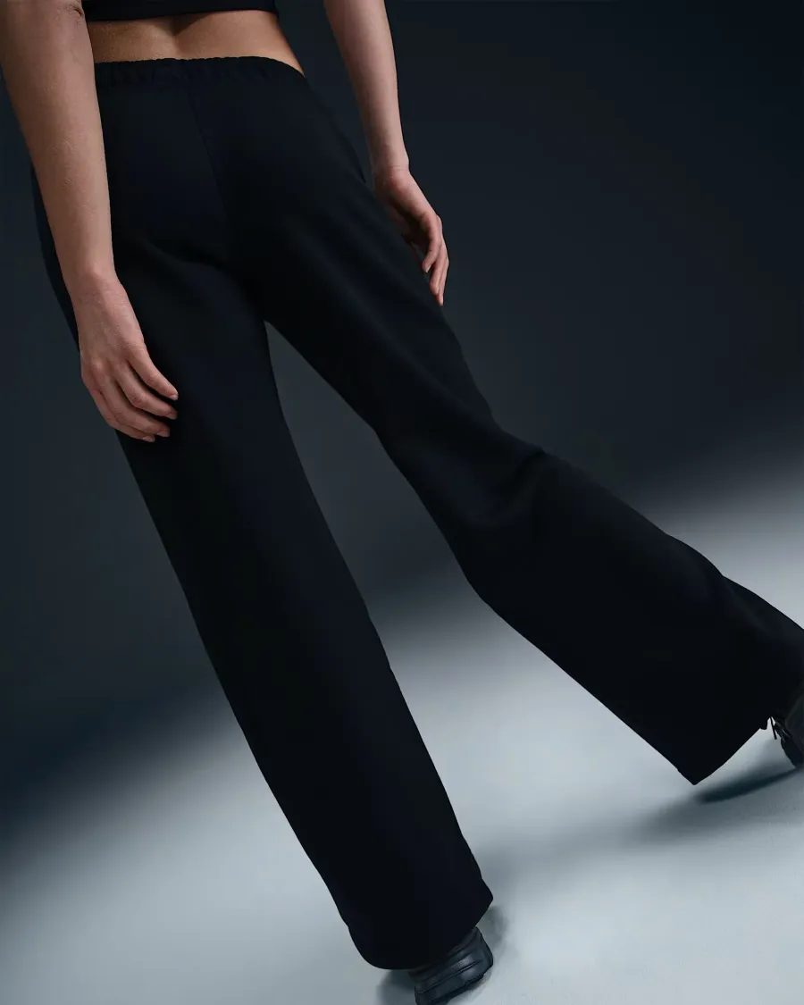 Штани Nike Sportswear Club Fleece Mid-Rise Wide-Leg Graphic HJ0869-010