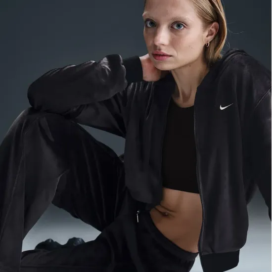 Кофта Nike Sportswear Chill Knit HJ0954-010