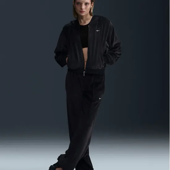 Кофта Nike Sportswear Chill Knit HJ0954-010