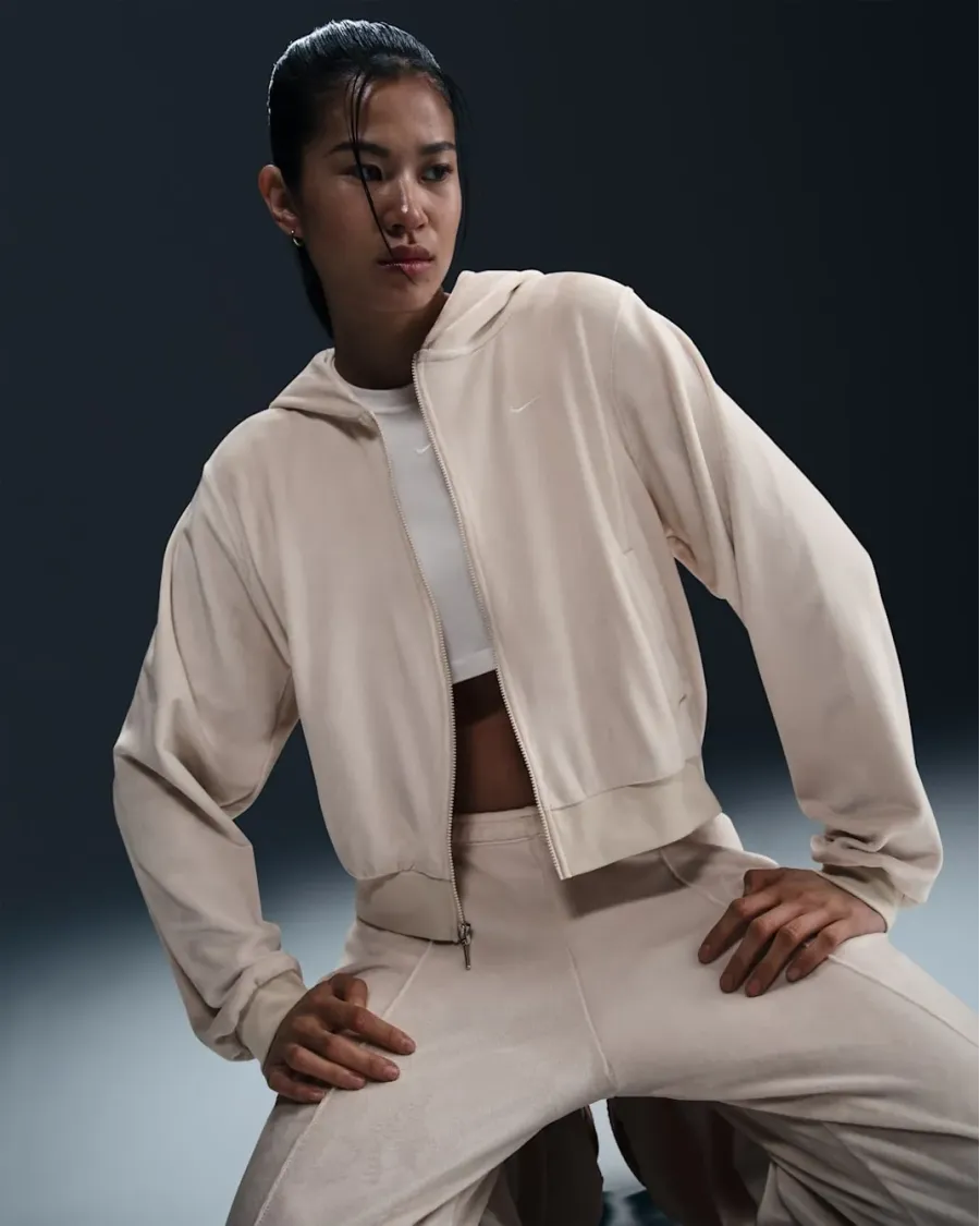 Кофта Nike Sportswear Chill Knit HJ0954-104