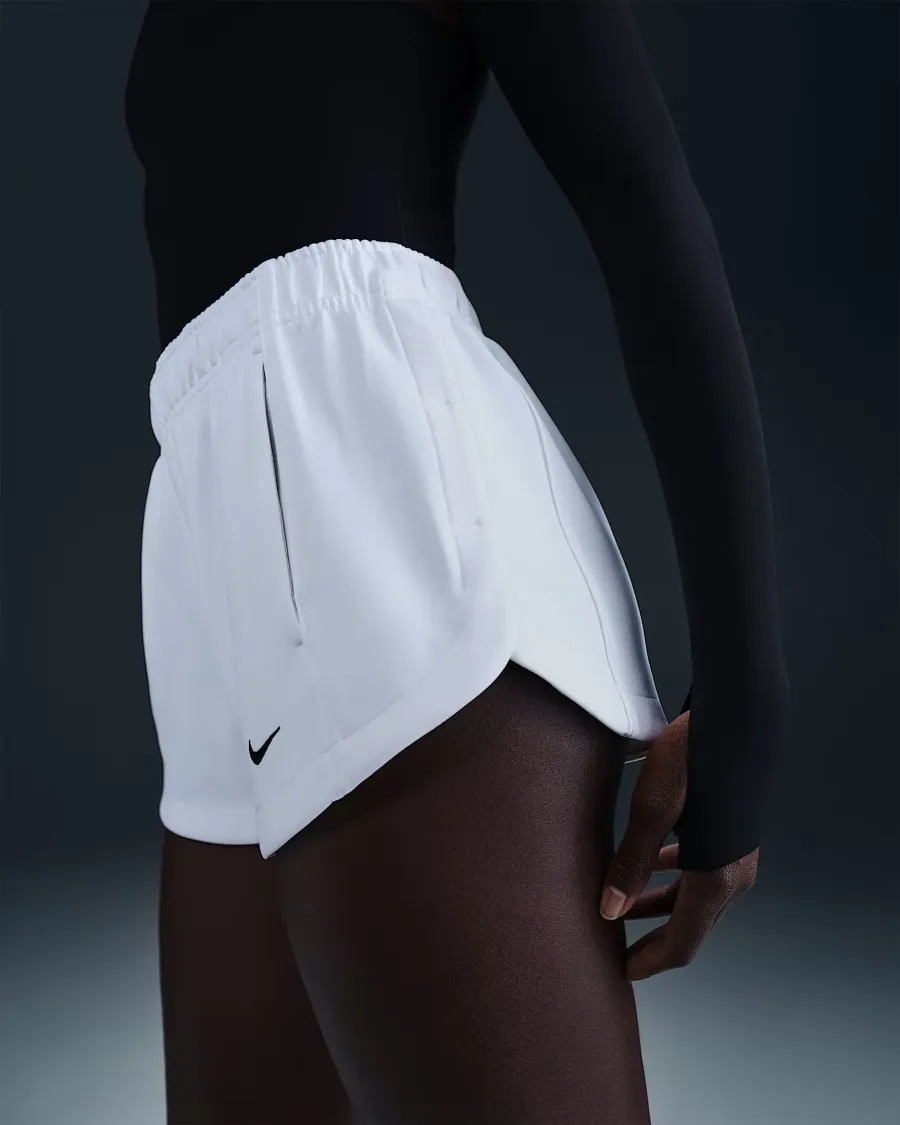 Шорти Nike Sportswear Windrunner Mid-Rise HJ1406-100