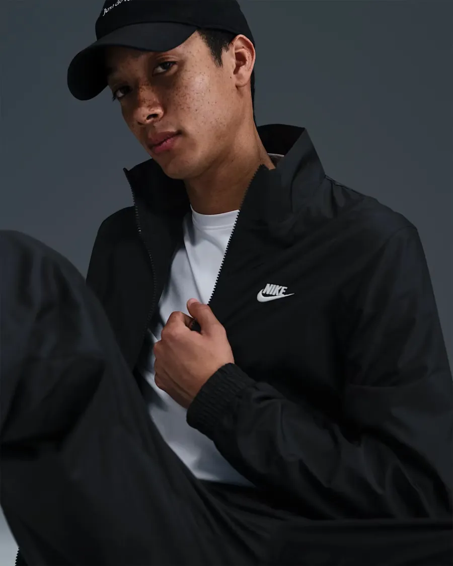 Спортивний костюм Nike Club Woven Track Suit HJ1985-011
