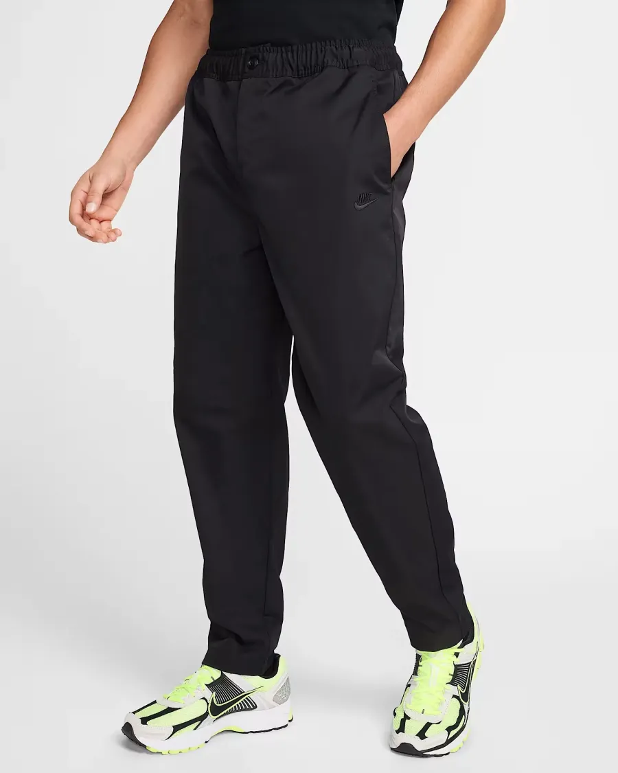 Штани Nike Club Woven Tapered HJ1997-010