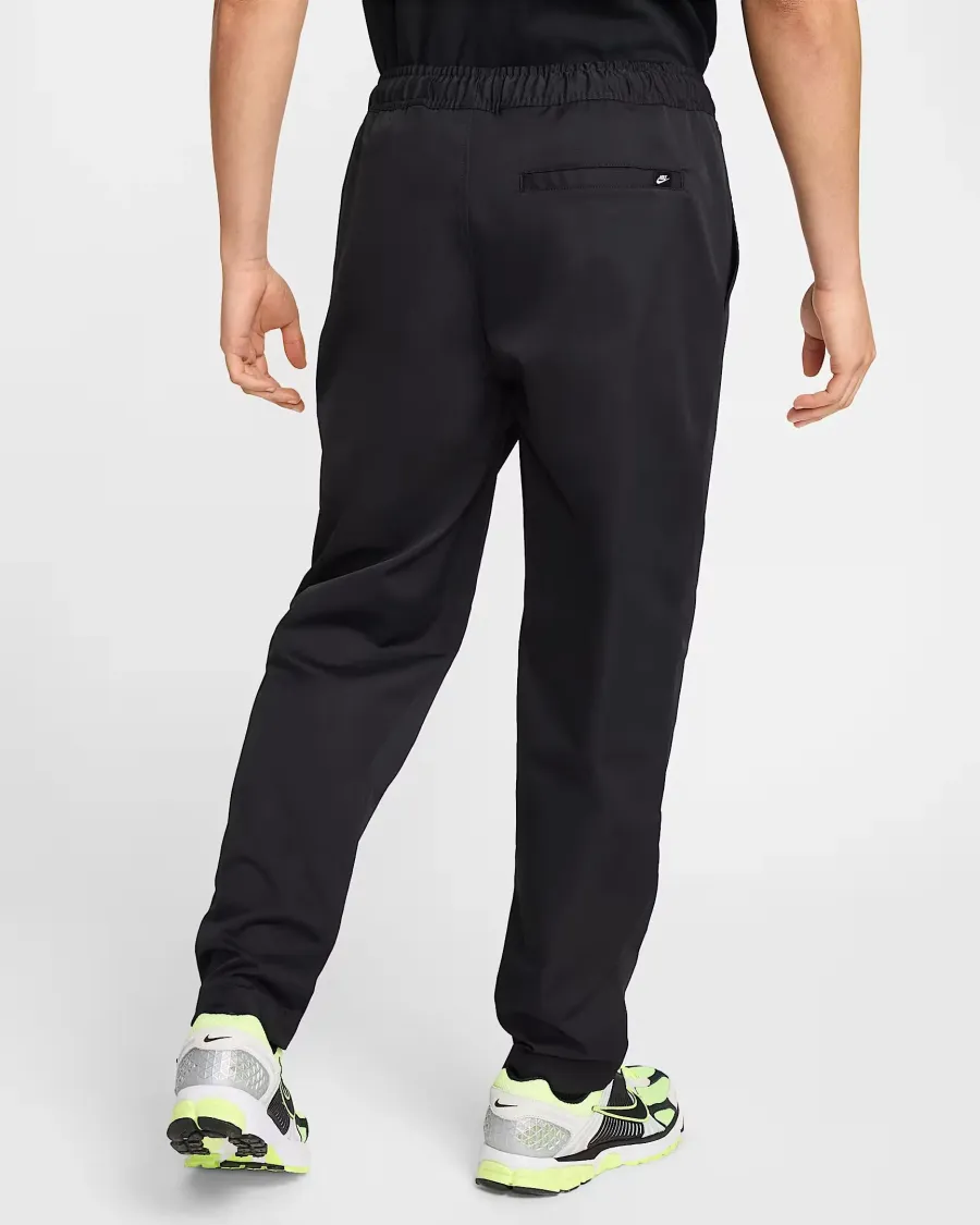 Штани Nike Club Woven Tapered HJ1997-010