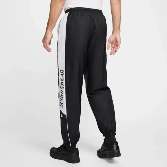 Штани Nike Club Woven Joggers HJ2244-010