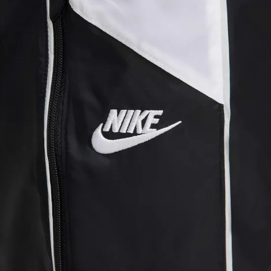 Штани Nike Club Woven Joggers HJ2244-010