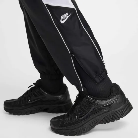 Штани Nike Club Woven Joggers HJ2244-010