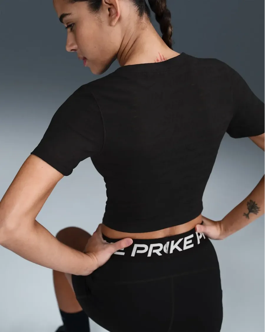 Топ Nike Pro Dri-Fit HJ2285-010