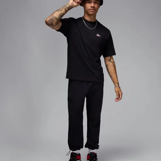 Футболка Nike Air Jordan Brand Sneaker Patch HJ2326-010