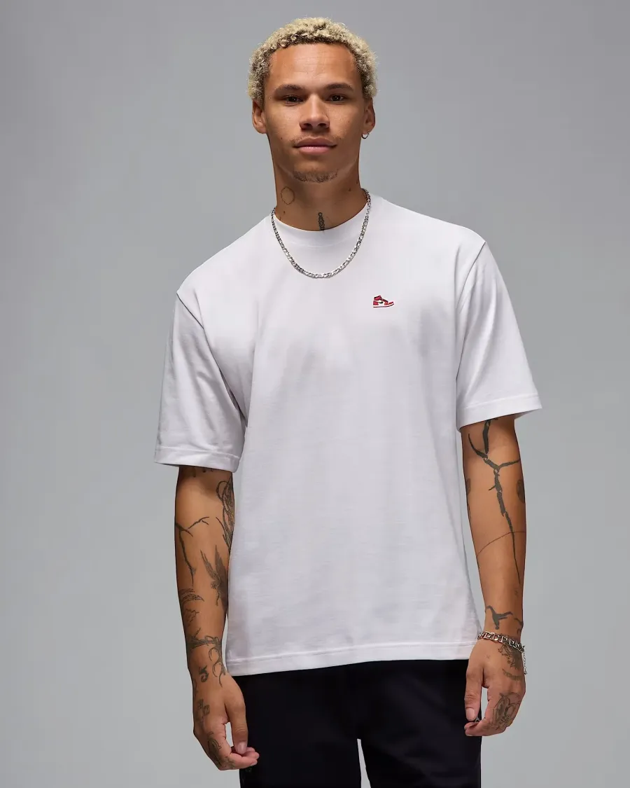 Футболка Nike Air Jordan Brand Sneaker Patch HJ2326-100
