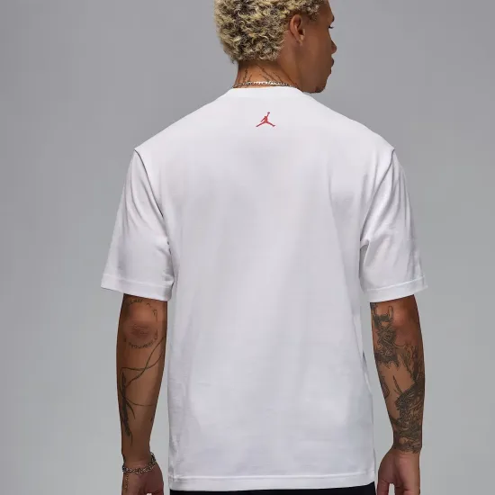 Футболка Nike Air Jordan Brand Sneaker Patch HJ2326-100