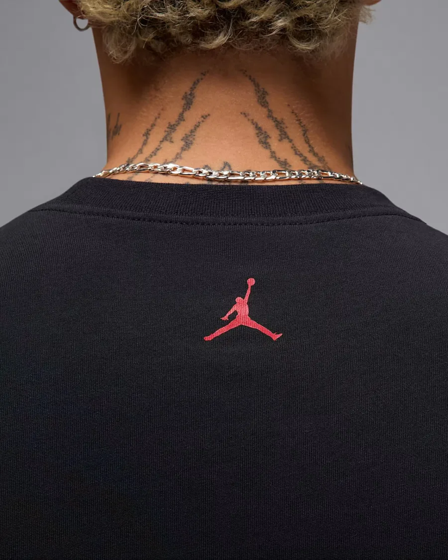 Футболка Nike Air Jordan Brand Sneaker Patch HJ2326-410