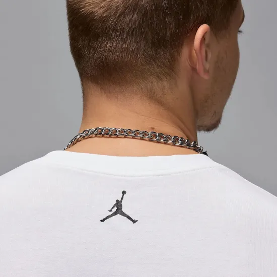 Футболка Nike Air Jordan Reissue HJ2356-100