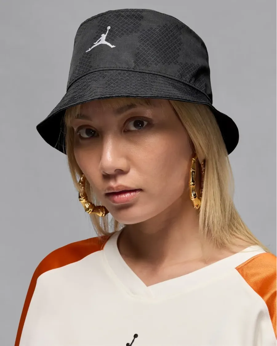 Панама Nike Air Jordan Apex Printed Bucket Hat HJ2448-045