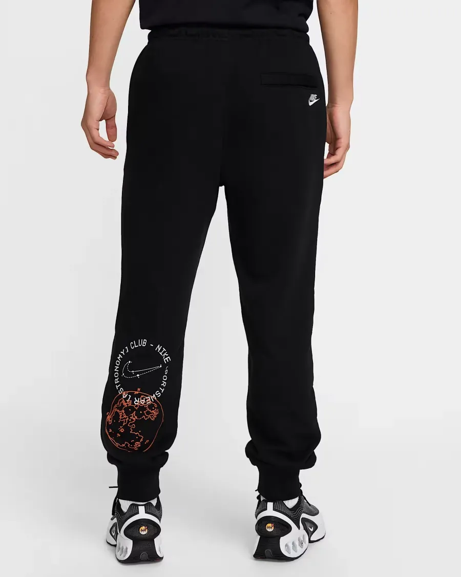 Штани Nike Club FT Jogger Moon GFX HJ2512-010