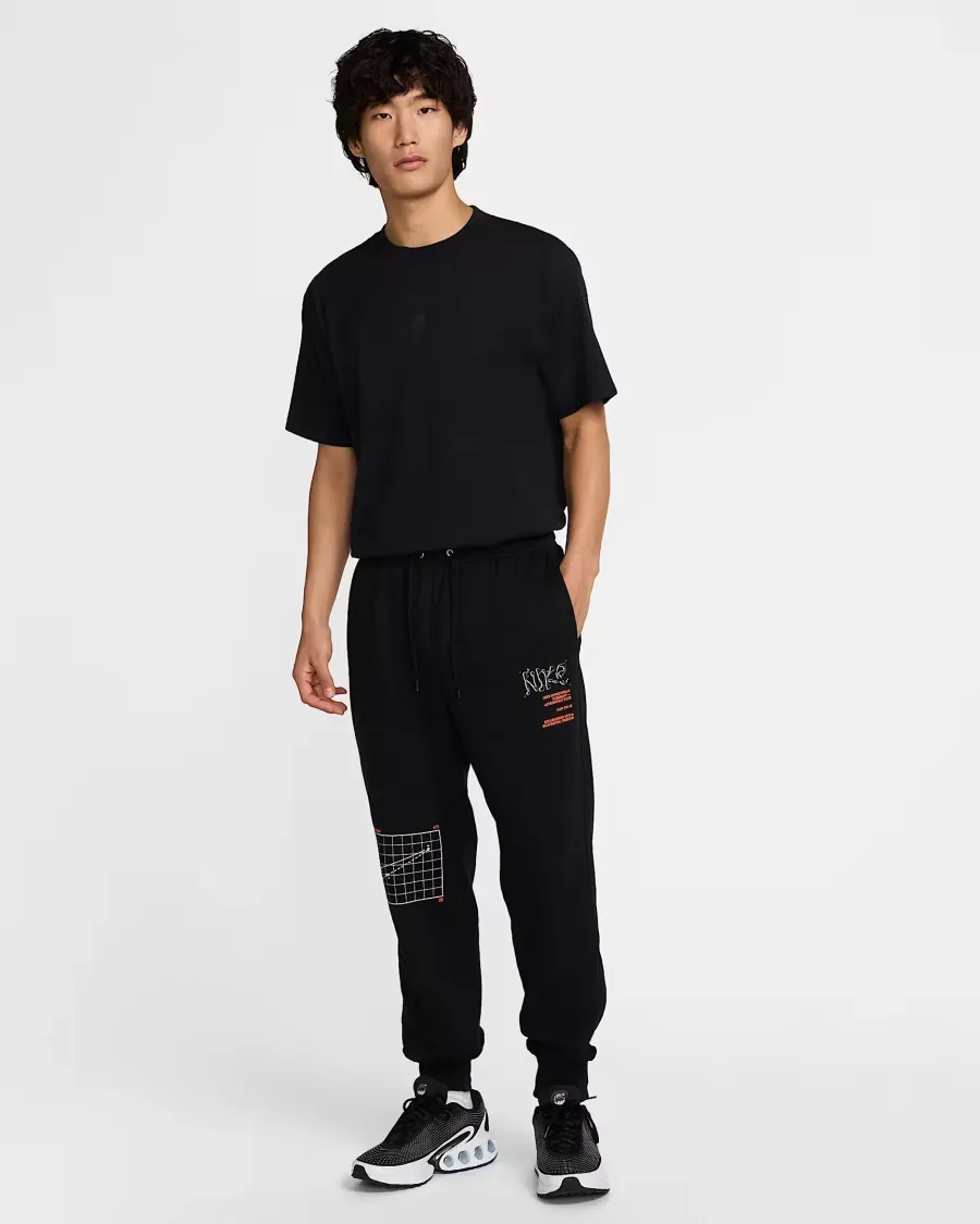 Штани Nike Club FT Jogger Moon GFX HJ2512-010
