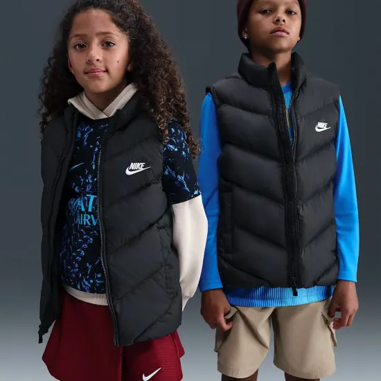 Жилетка Nike Sportswear All Day Play Therma-FIT Vest HJ2537-010
