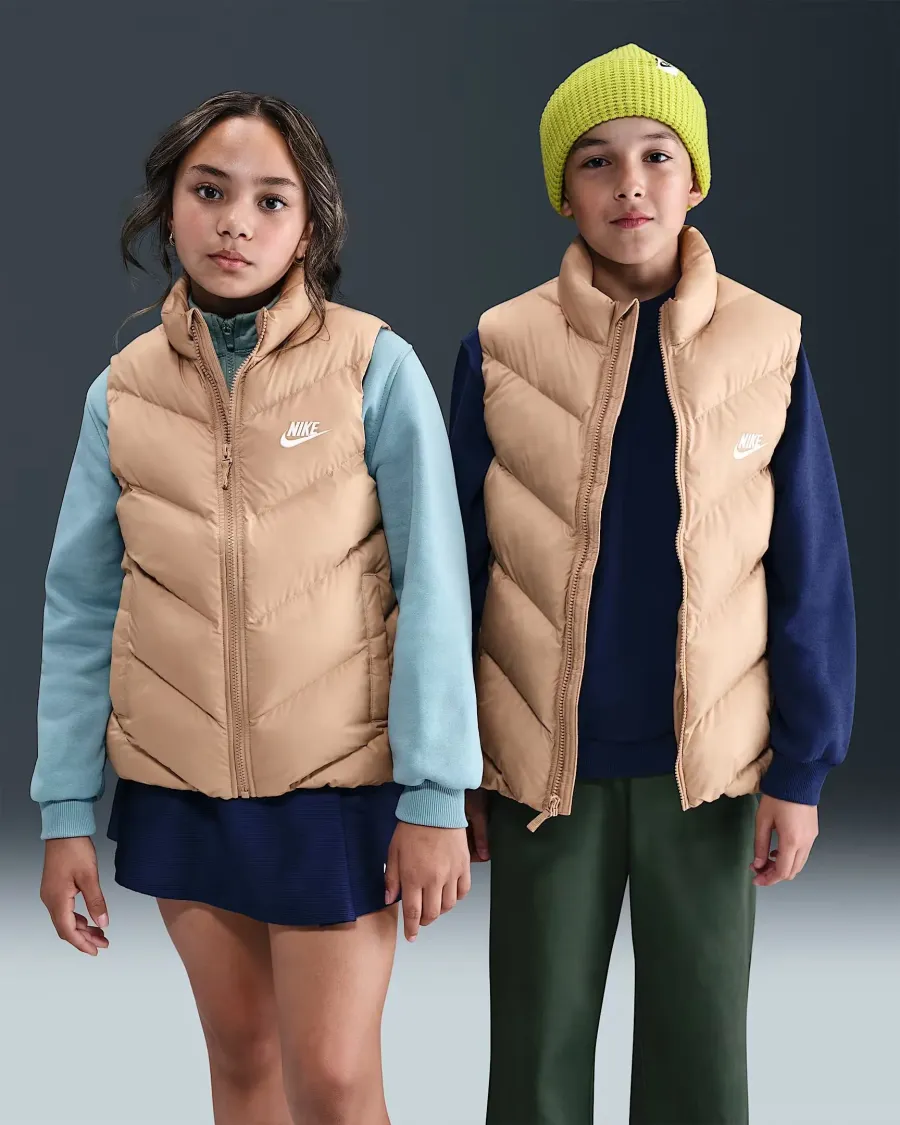 Жилетка Nike Sportswear All Day Play Therma-FIT Vest HJ2537-200