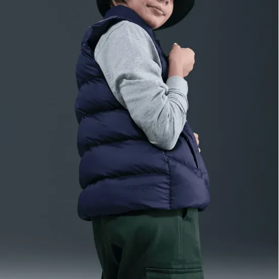 Жилетка Nike Sportswear All Day Play Therma-FIT Vest HJ2537-410