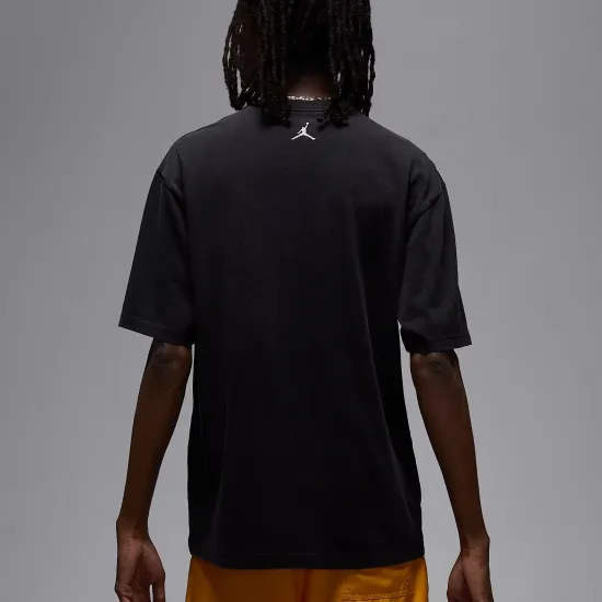 Футболка Nike Air Jordan Jamming Tee HJ2929-010