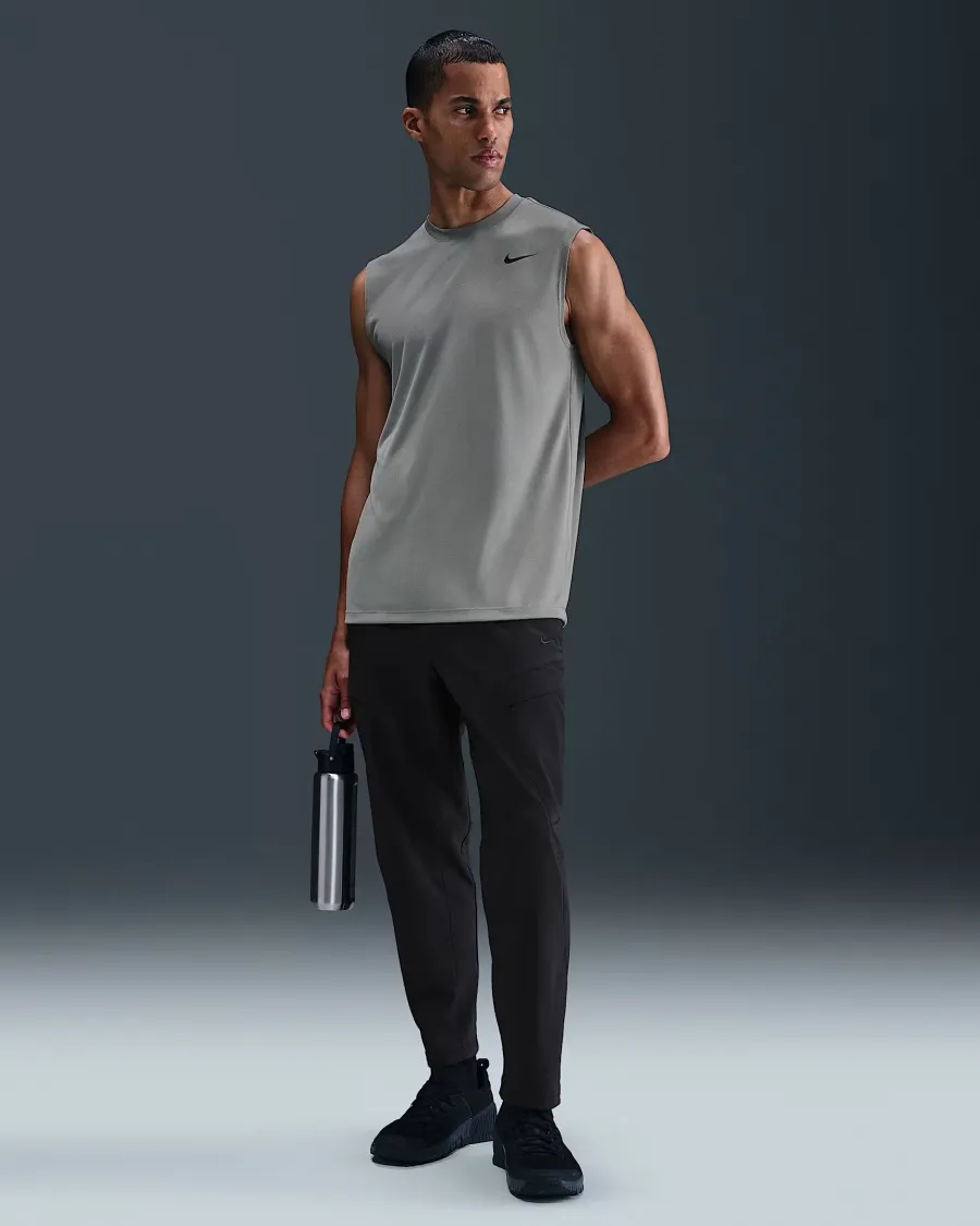 Штани Nike Unlimited Dri-FIT Versatile Cargo HJ3154-010