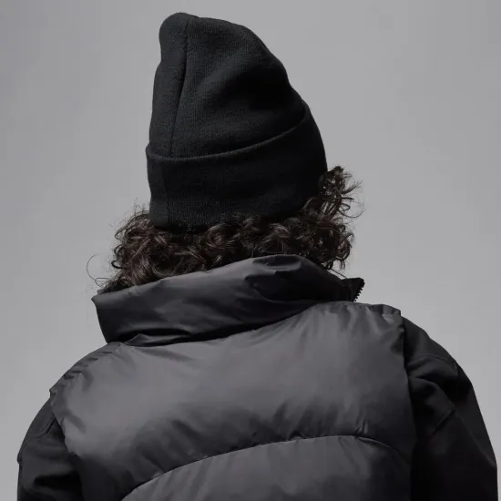 Шапка Nike Air Jordan Peak Beanie HJ3224-010