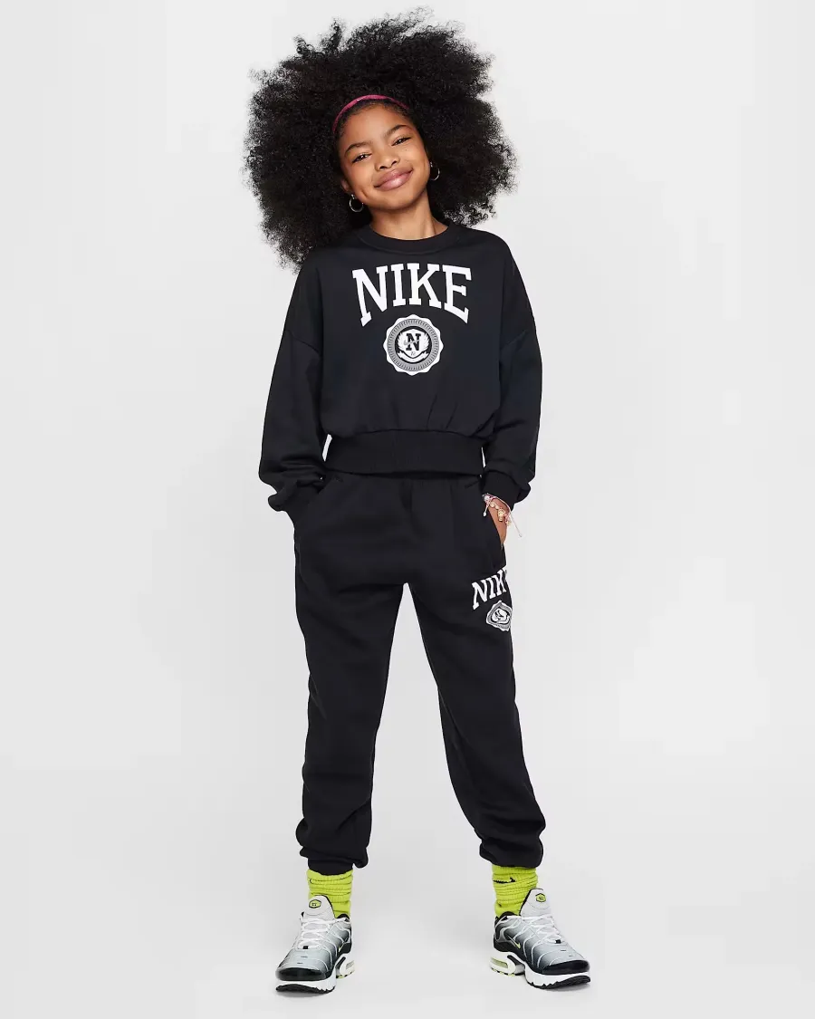 Світшот Nike Sportswear Club French Terry Crew-Neck Youth HJ3373-010