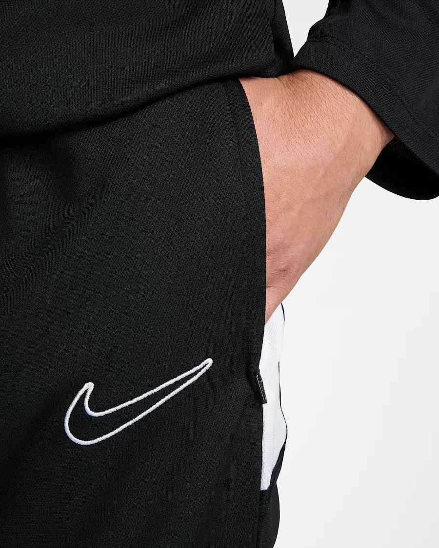 Спортивний костюм Nike Academy Dri-FIT Soccer Tracksuit HJ3773-010